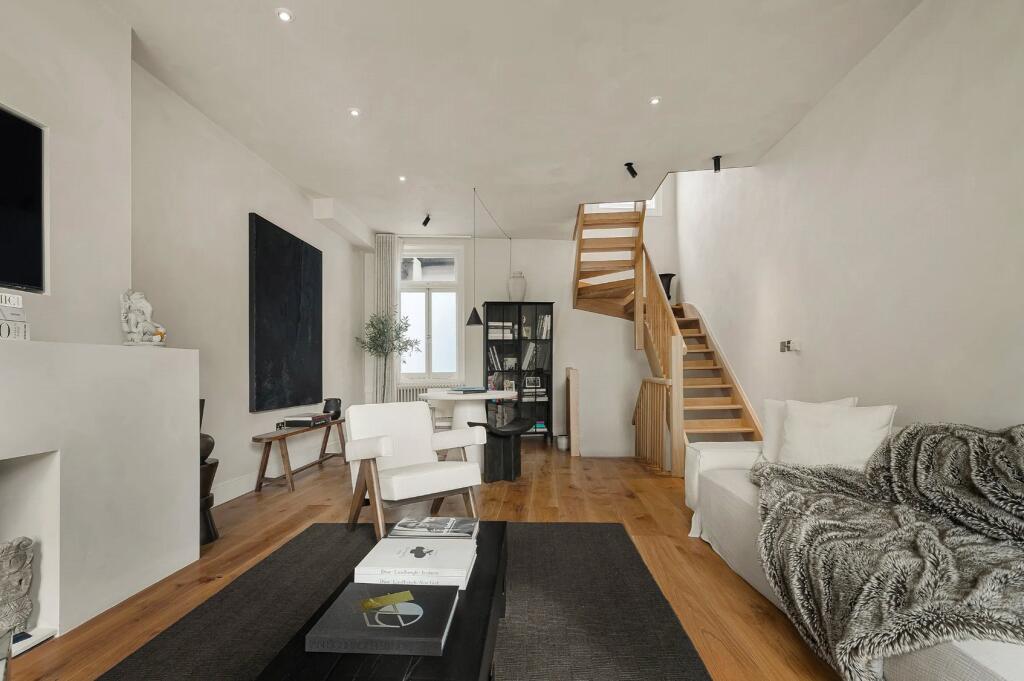 House in London, Lancaster West Estate, Notting Hill - View 4