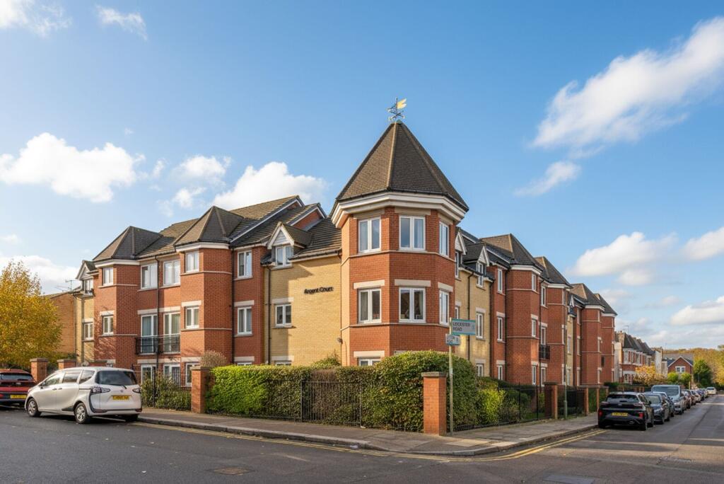 Main image of property: Leicester Road, High Barnet, Barnet, EN5