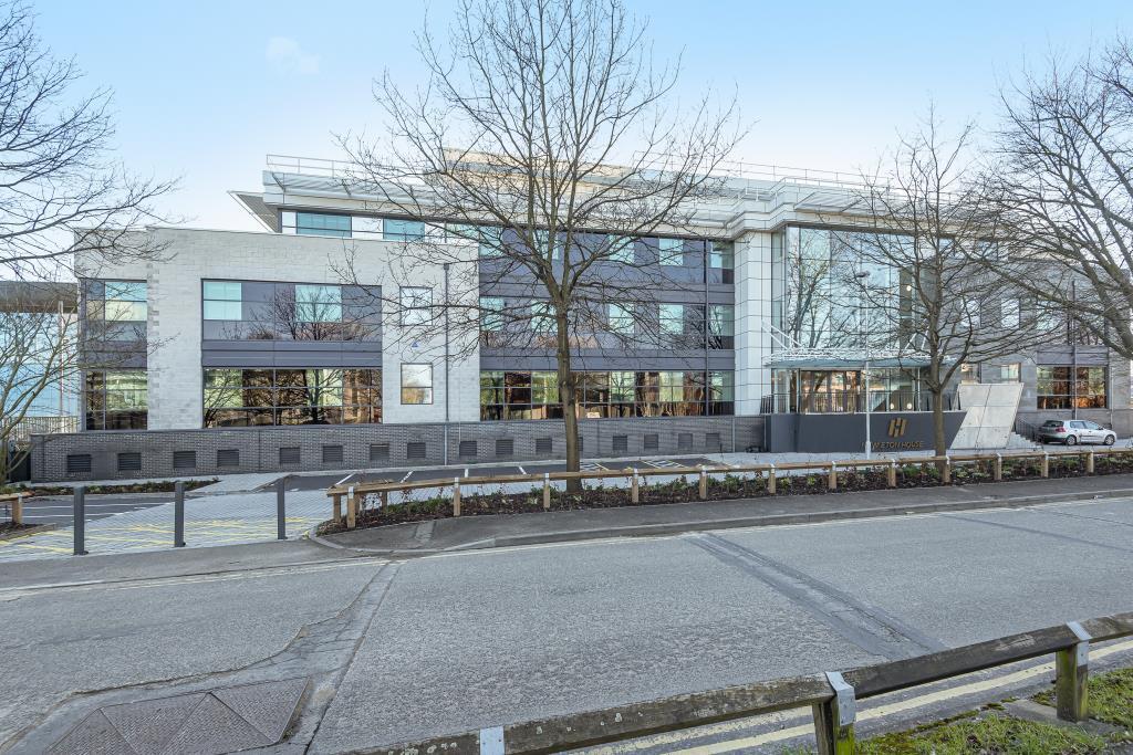 Main image of property: Slough, Berkshire, SL1