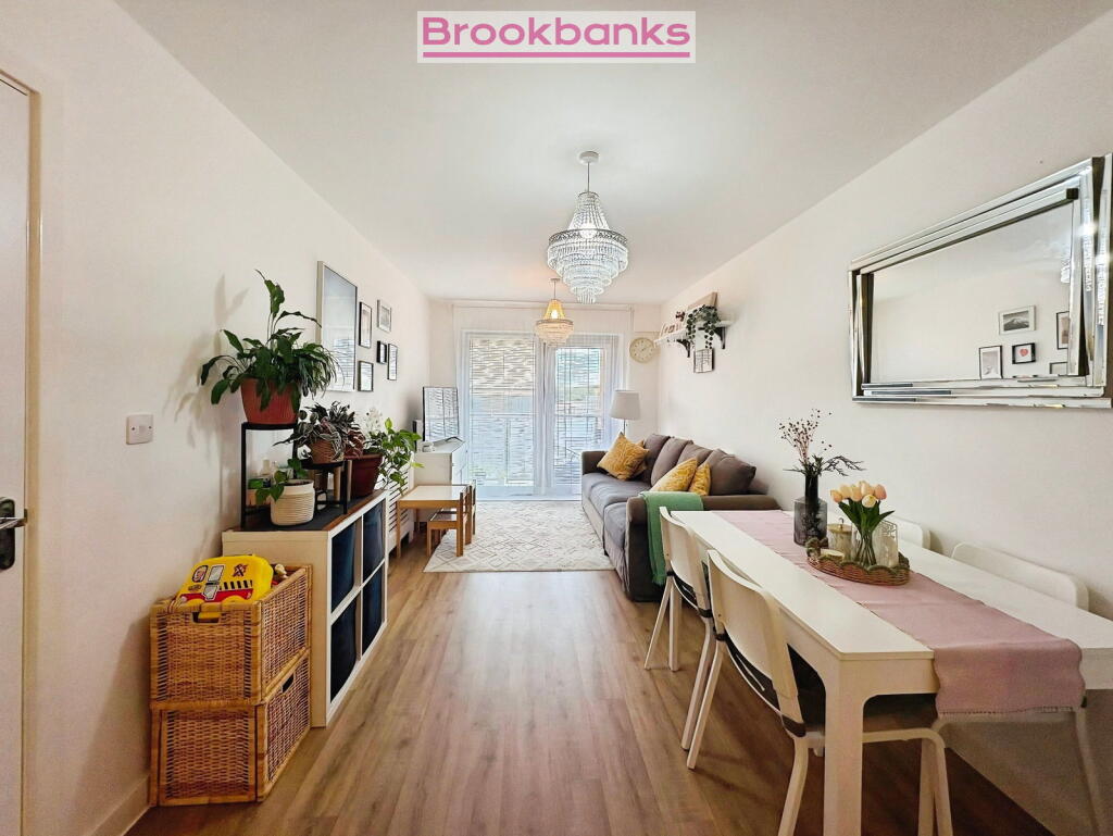 Apartment in Bromley - View 5