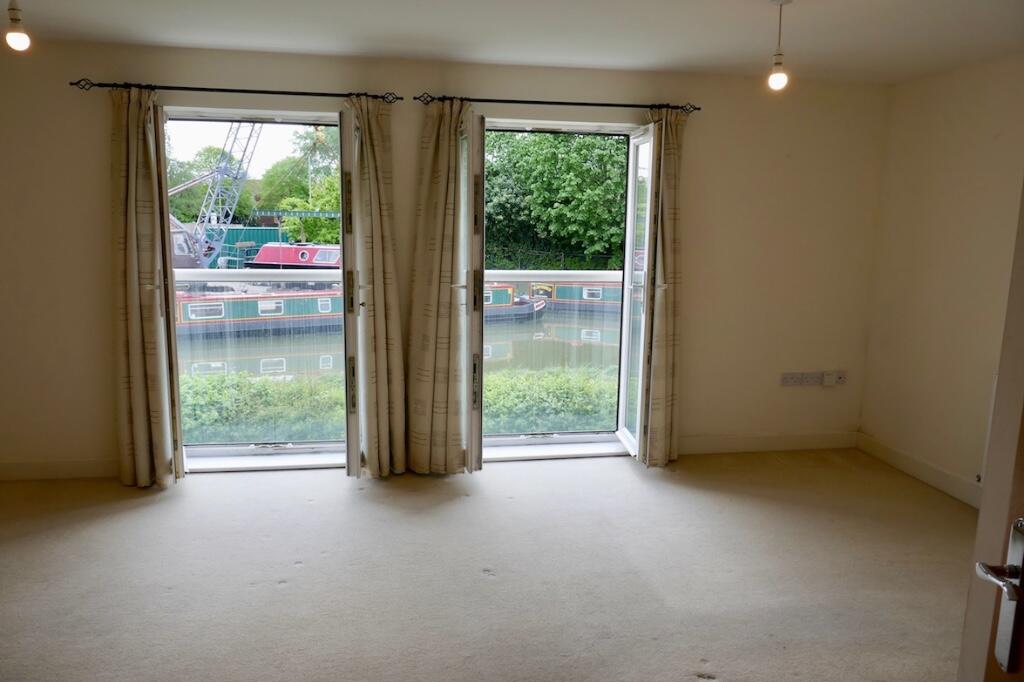 Apartment in Staverton - View 4