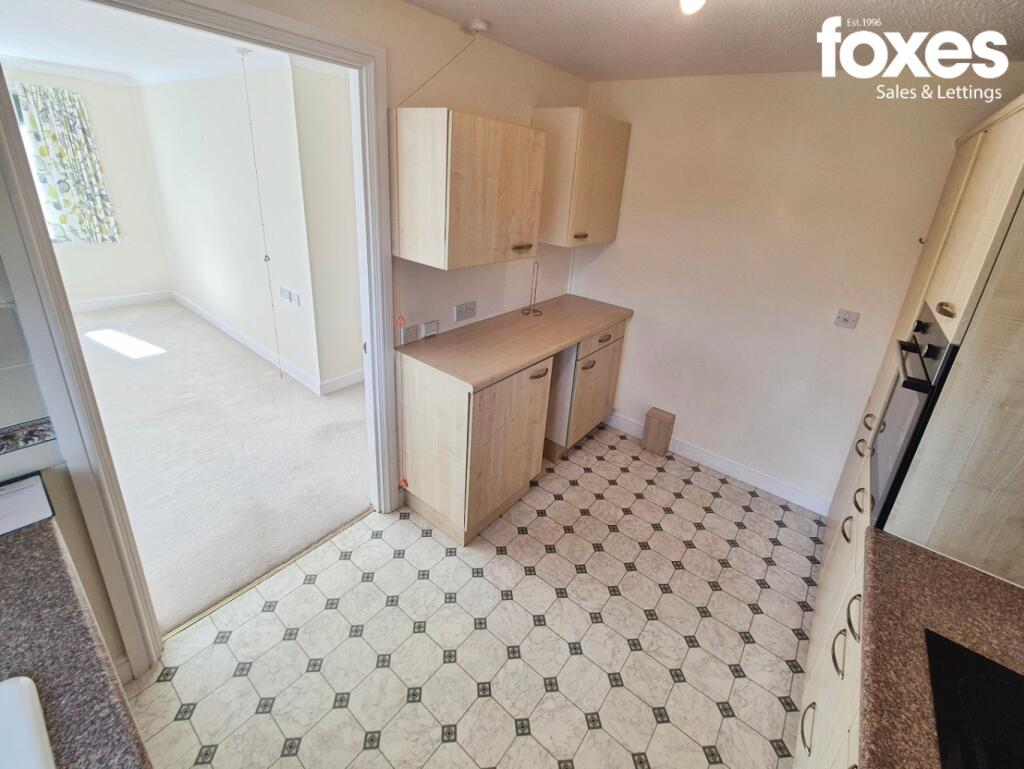 Additional image 4 of Melton Court, 37 Lindsay Road, Poole, Dorset, BH13 6BH