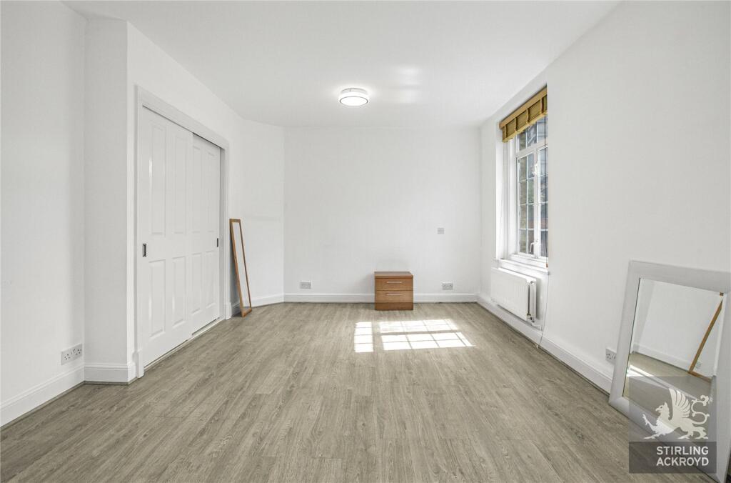 Studio flat for rent