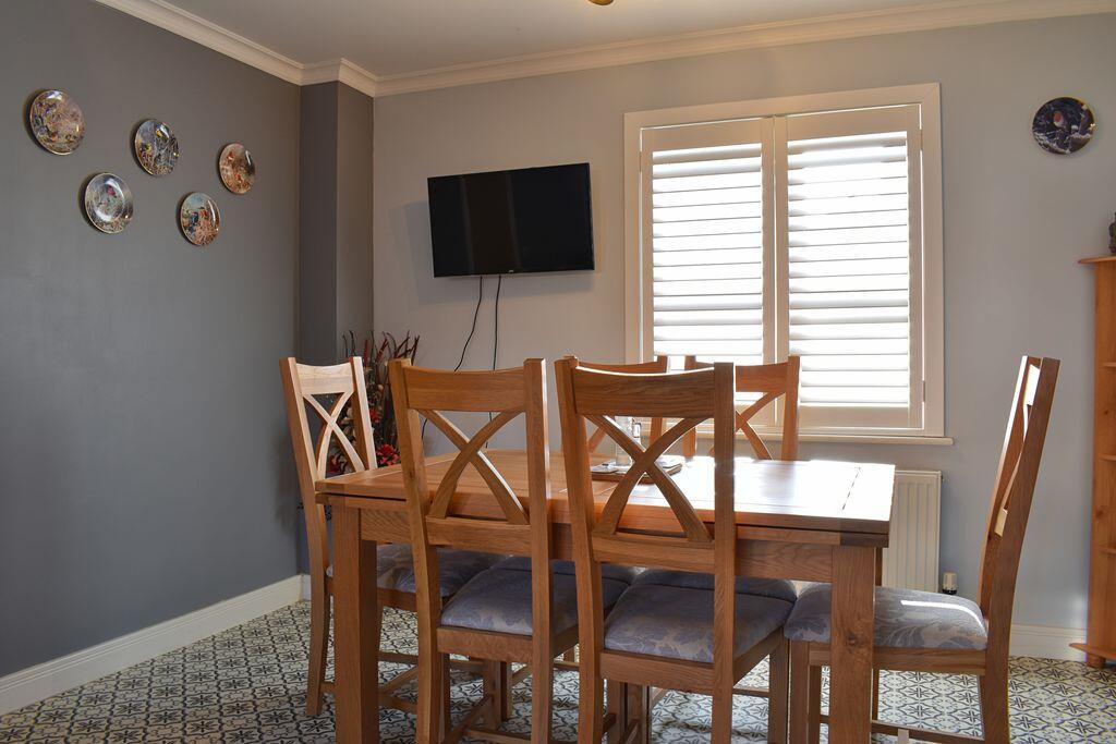 Ivy Bank, Witham St Hughs - View 4