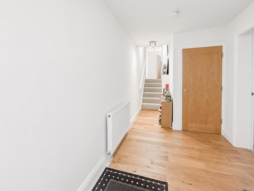Apartment in Bexhill-on-Sea, Central - More