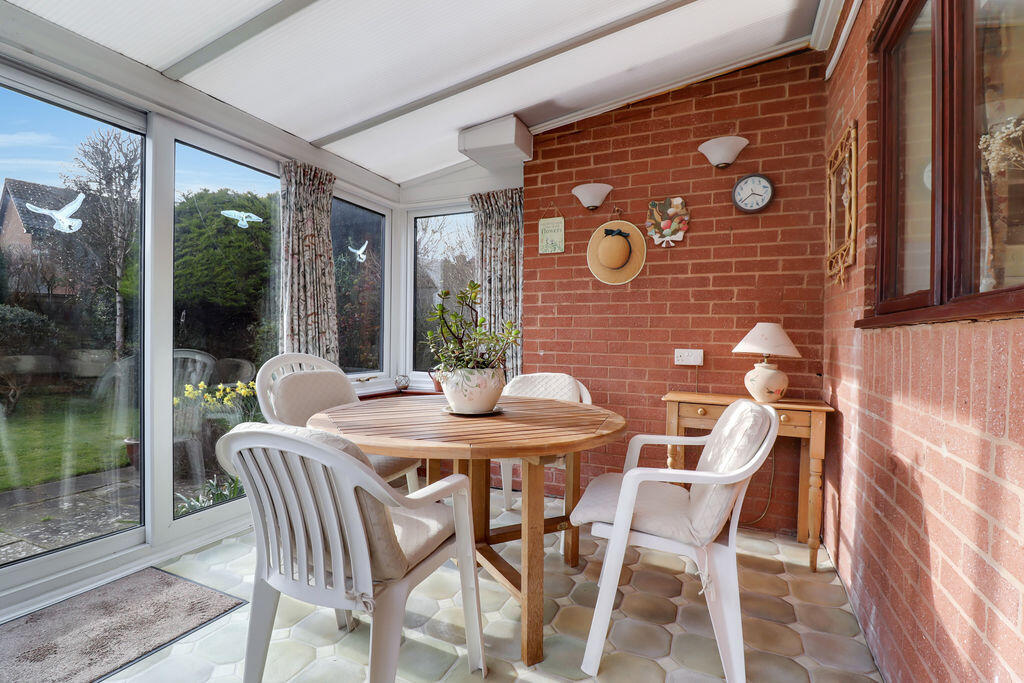 House in Surrey Heath, Windlesham - View 3