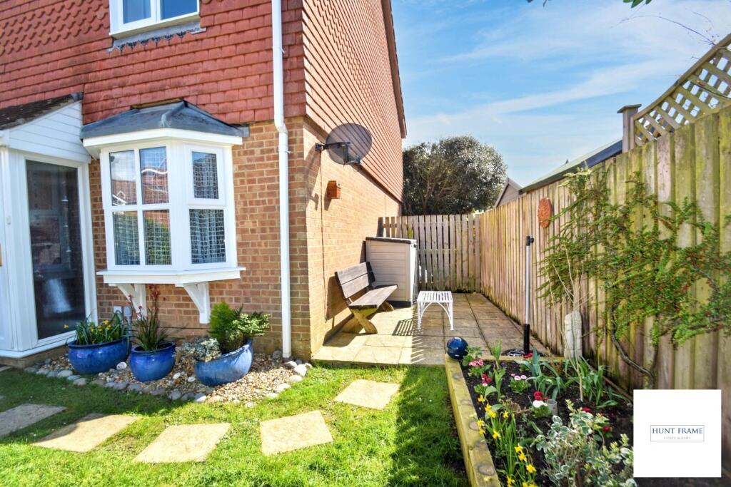 House in Eastbourne, Langney Point, Sovereign Harbour - View 4