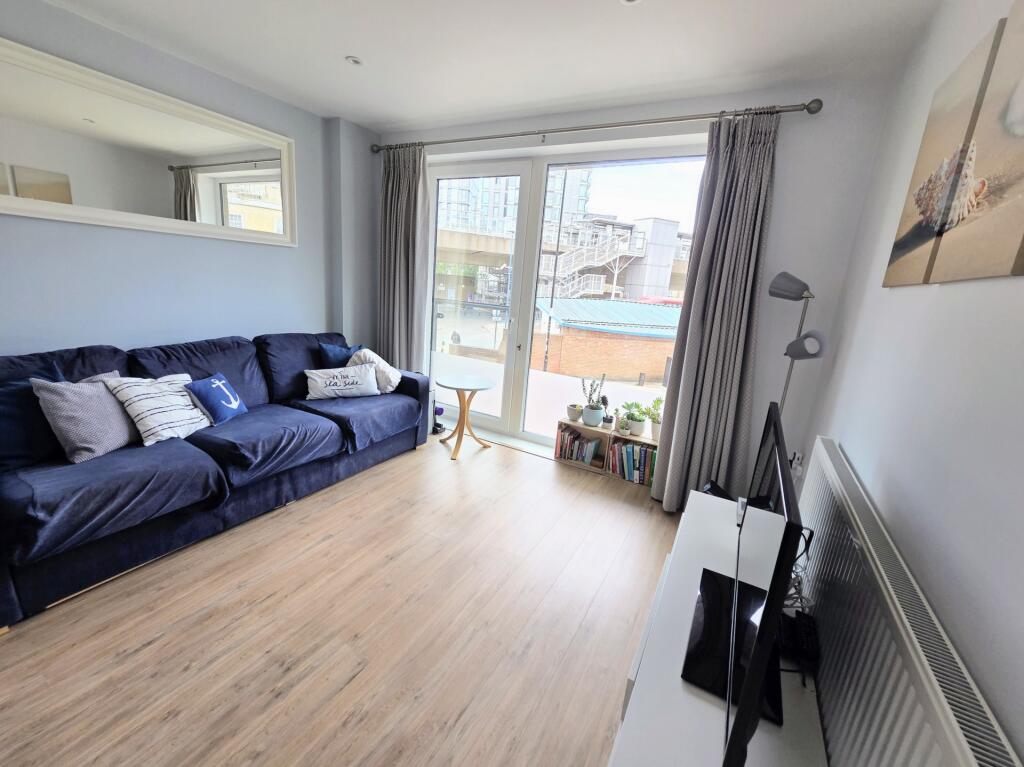 Apartment in London - View 4