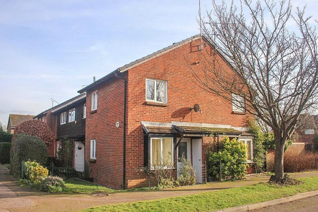 Main image of property: Ploughmans End, Welwyn Garden City, Hertfordshire, AL7