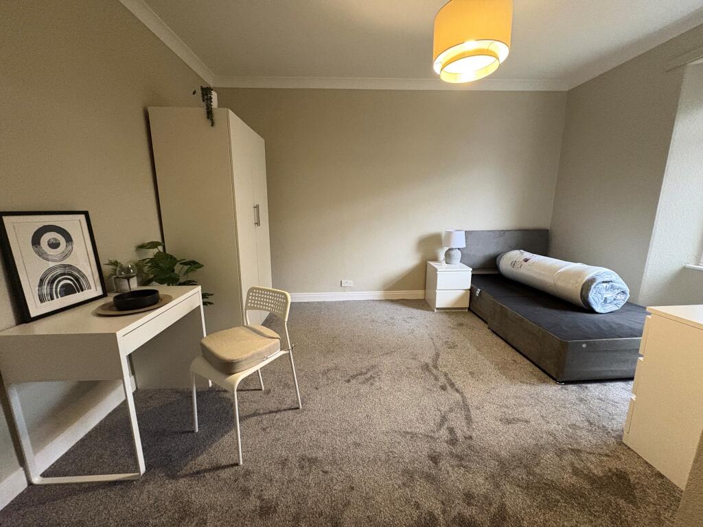 Main image of property: Courtenay Road - Bills included!