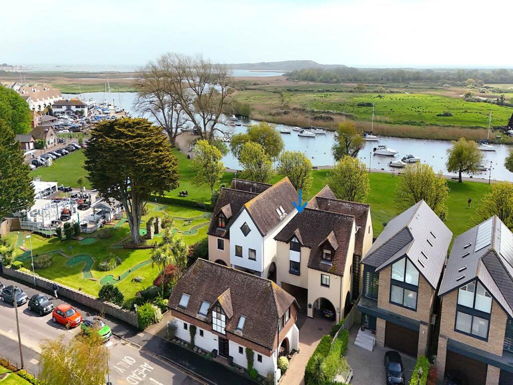 Main image of property: Quayside , Queens Avenue , Christchurch 