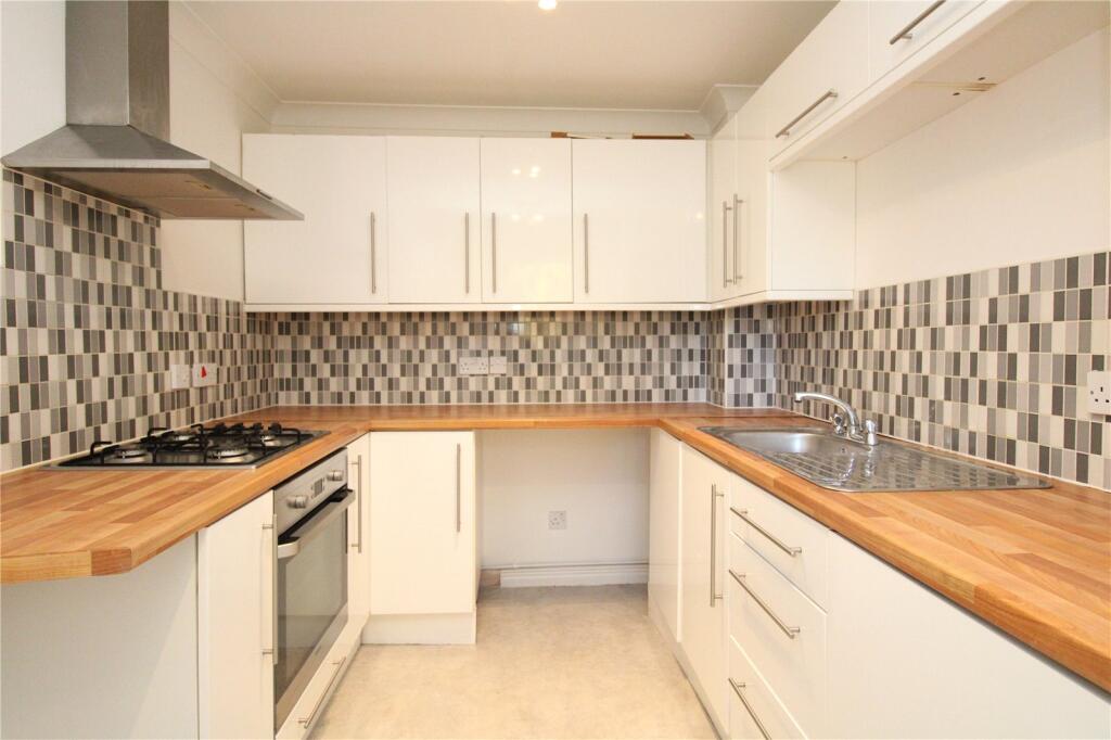 Main image of property: The Beeches, Ipswich, Suffolk, IP3