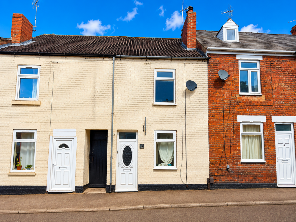 Main image of property: 16 Clumber Place, Worksop, Nottinghamshire S80 1SB