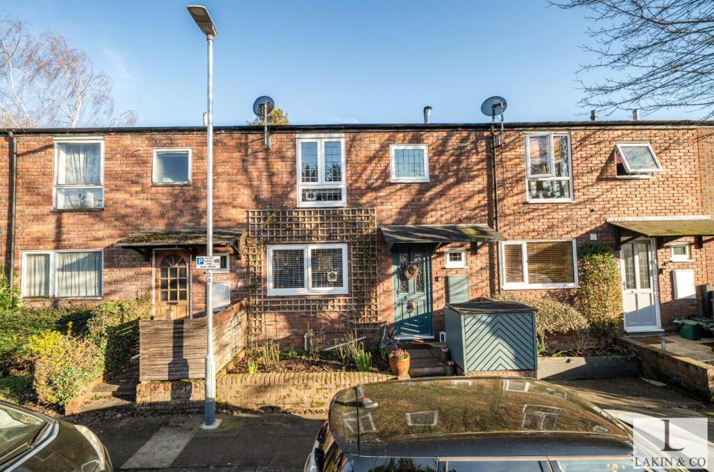 Main image of property: Braybourne Close, Uxbridge, UB8