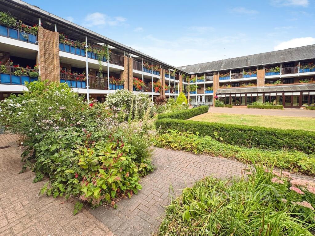 Main image of property: Emmbrook Court, Reading, Berkshire