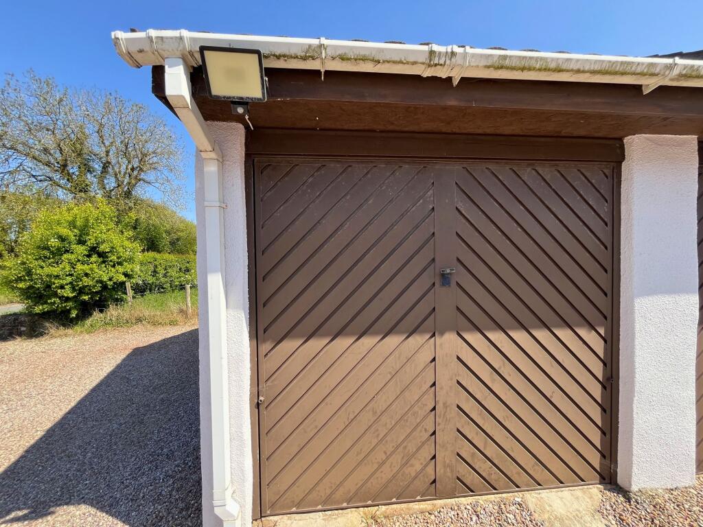 House in Exeter - View 4