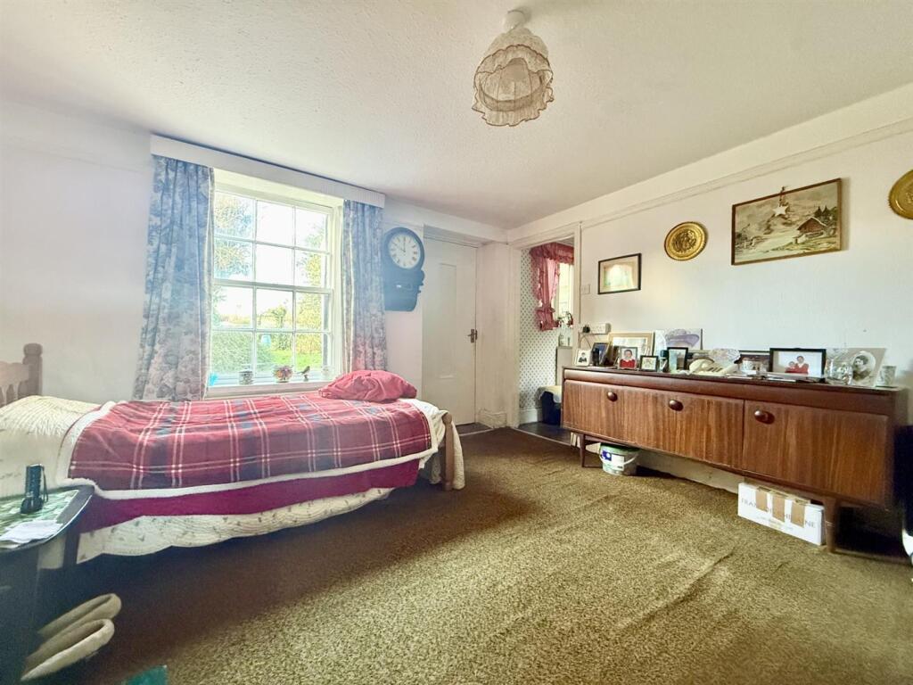Glebe Close, Newent photo 4