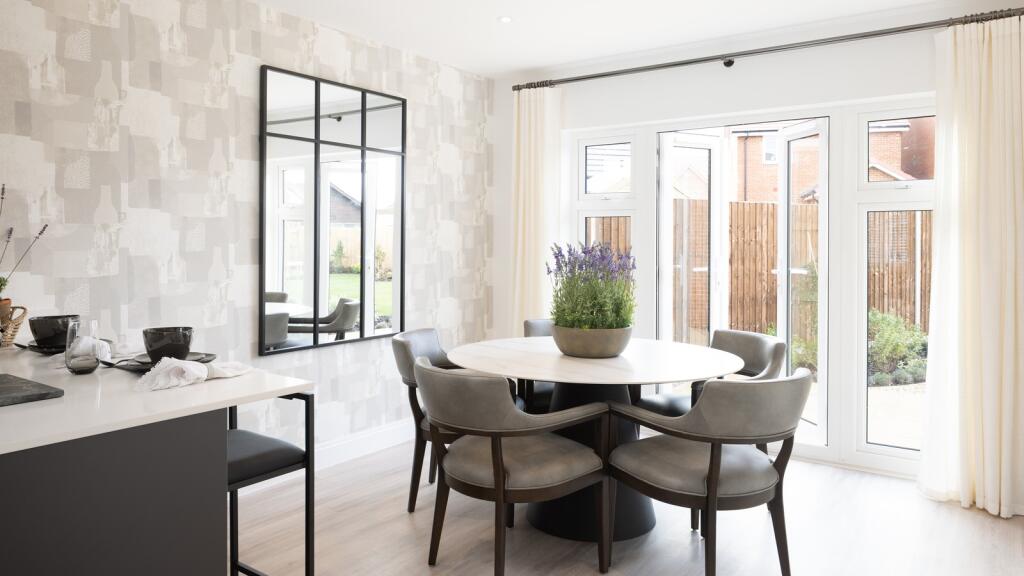House in Horsham, Old Holbrook, North Horsham - View 3
