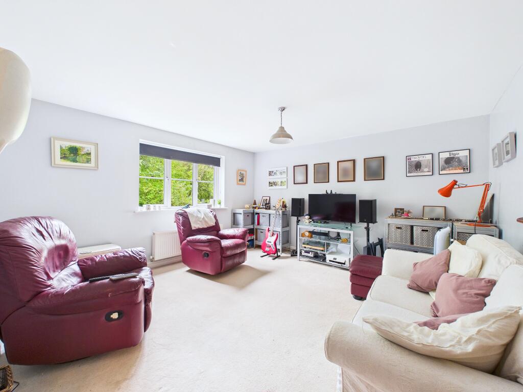 Apartment in Warrington - View 2