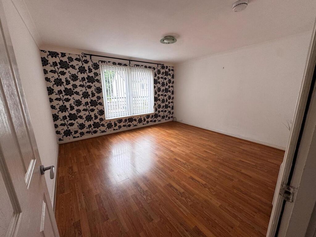 Apartment in Kirkcaldy, Invertiel - View 2