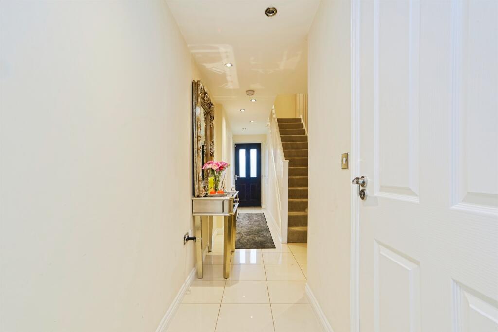 Additional image 5 of Halliday Court, Thornbury, BRADFORD