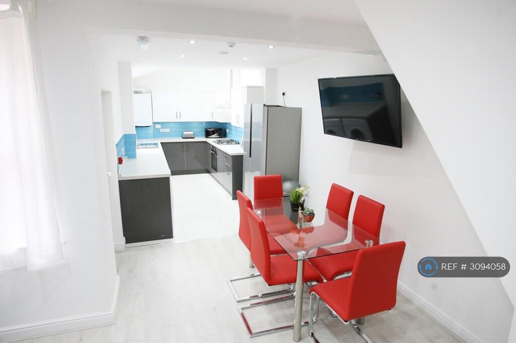 Main image of property: Edinburgh Road, Kensington, Liverpool, L7