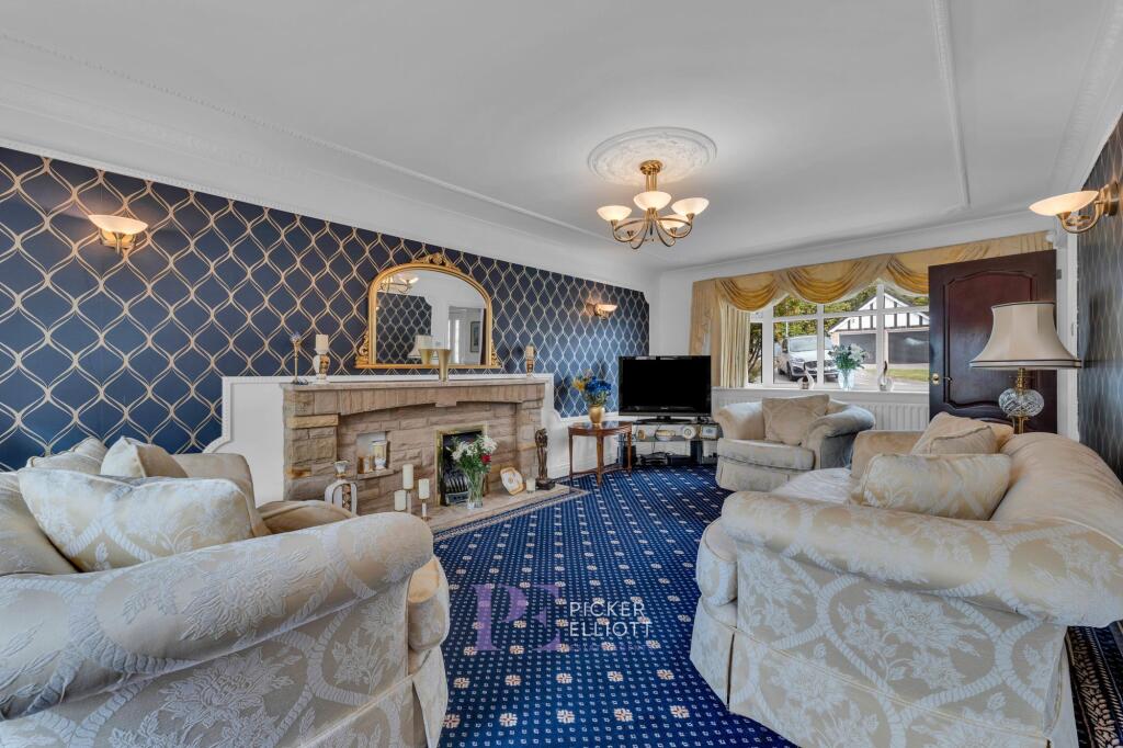 House in Leicester - More