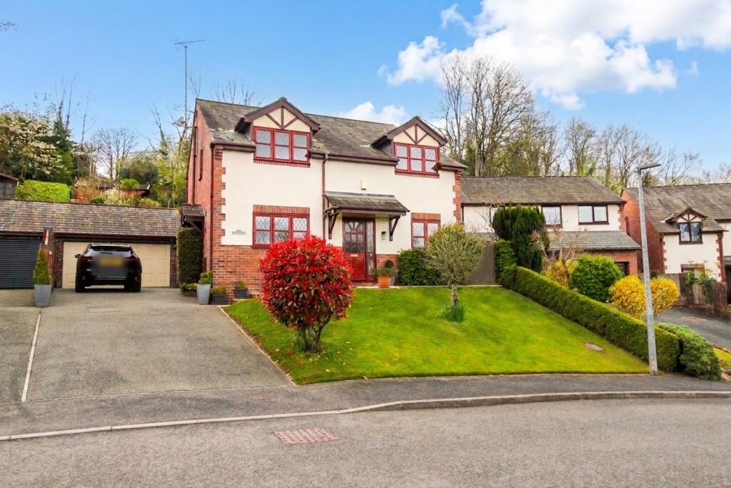 Main image of property: Bryn Barug, Pontblyddyn, CH7