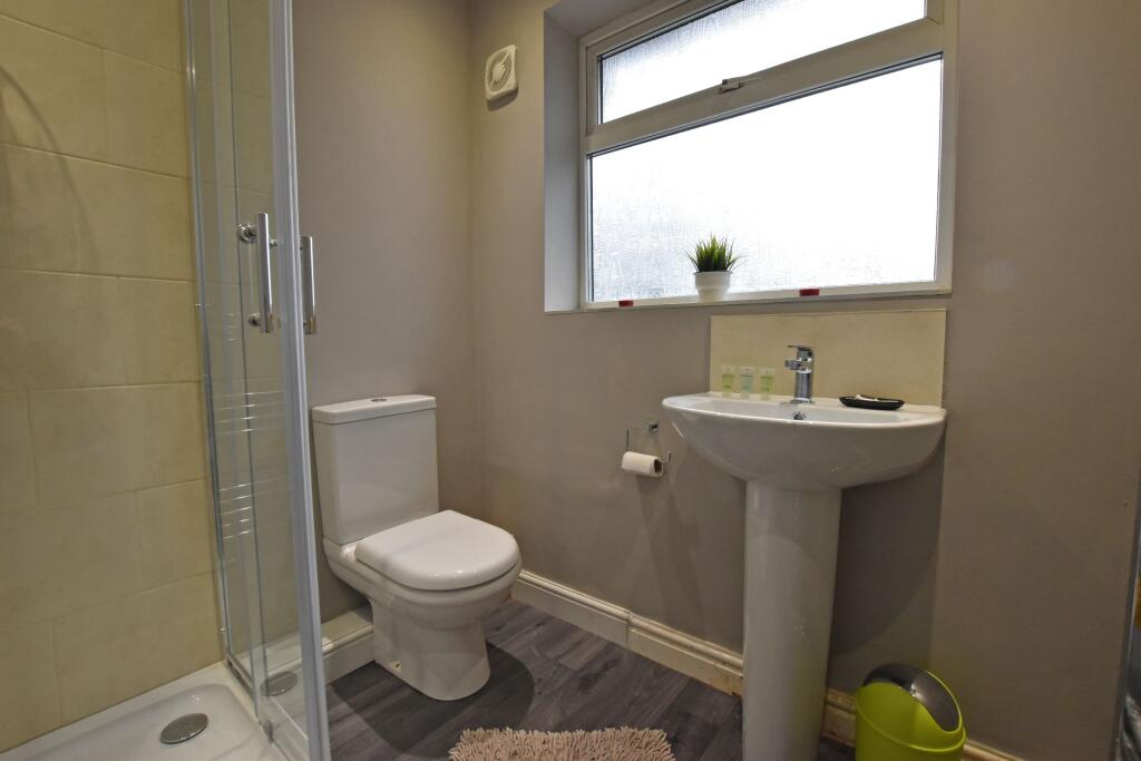 House in Nottingham, Nottinghamshire - View 5