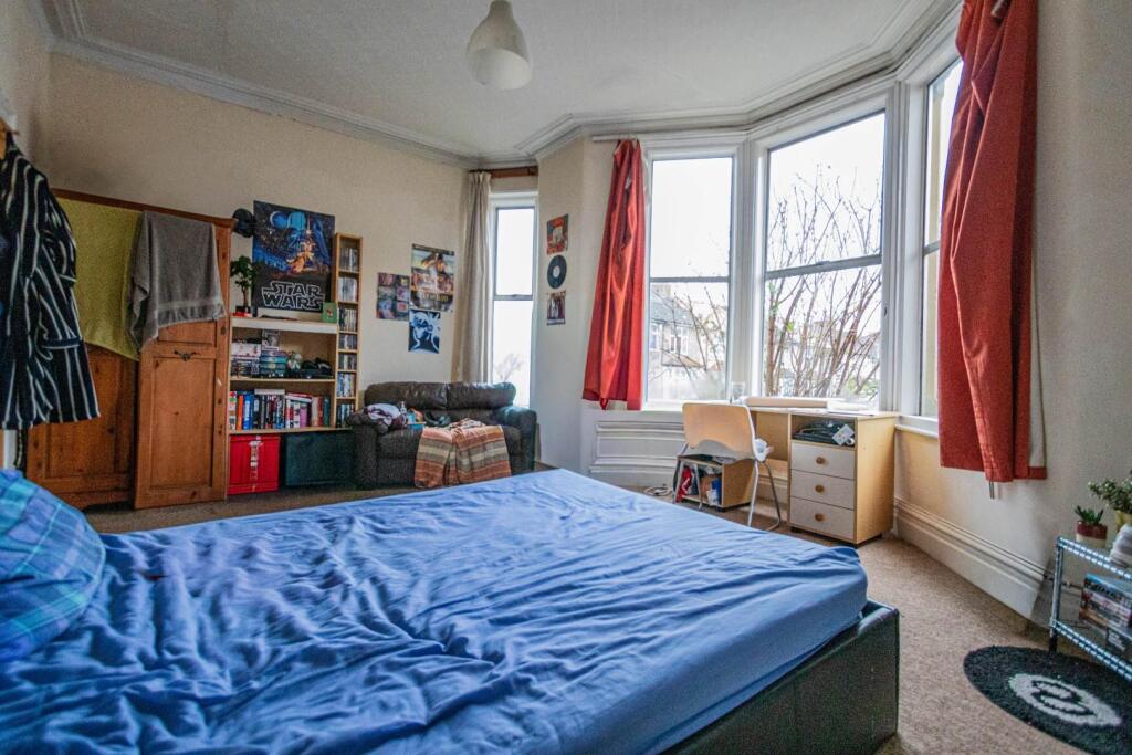 Court Road, Horfield, Bristol photo 5