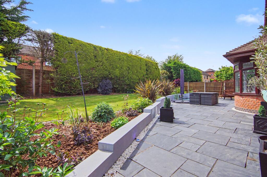 Poppyfield Court, Coventry, CV4 photo 4