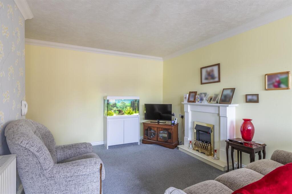 Apartment in Faversham, Preston - View 5