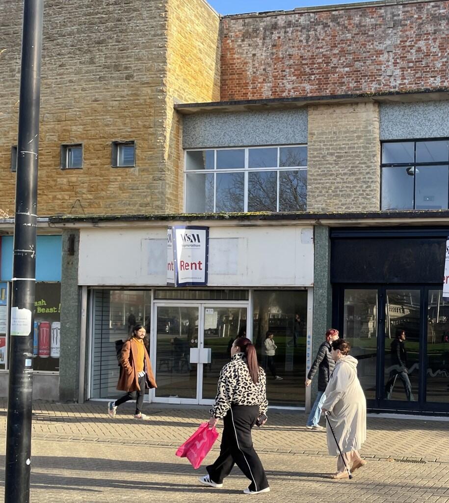 Main image of property: 98 High Street, Weston-super-Mare, North Somerset