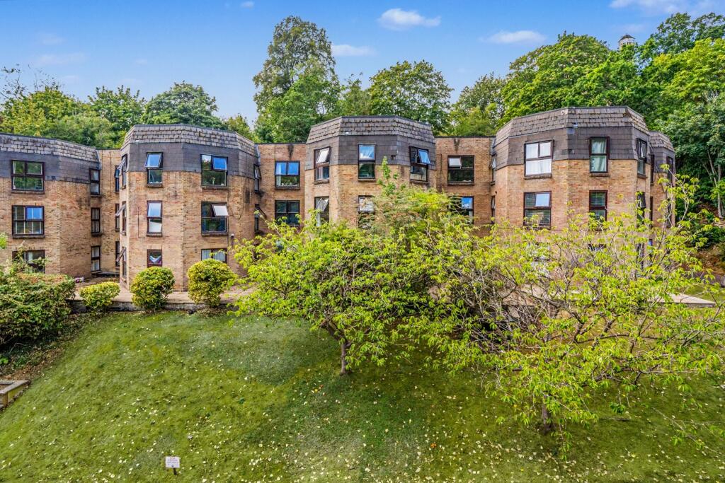 Apartment in Waverley, Godalming