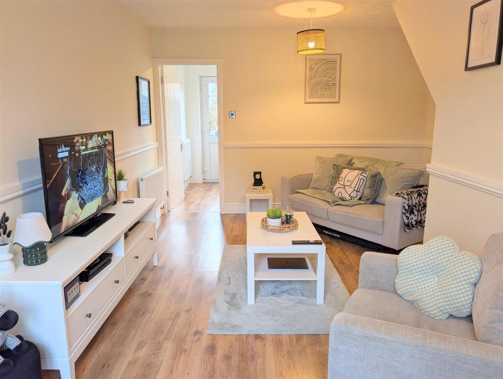 10 Park Meadow, Minsterley, Shrewsbury, SY5 0HL photo 2