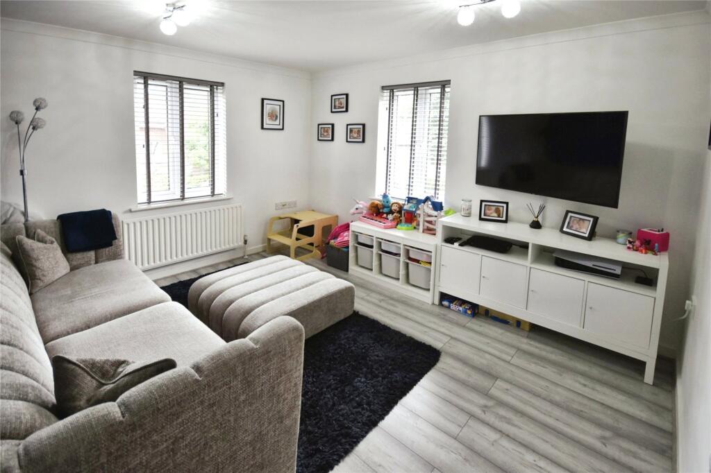 Main image of property: Shilling Close, Tilehurst, Reading, RG30