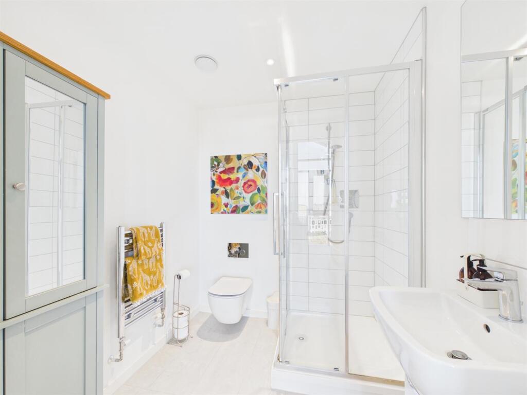 Apartment in North Tyneside, Chirton - More