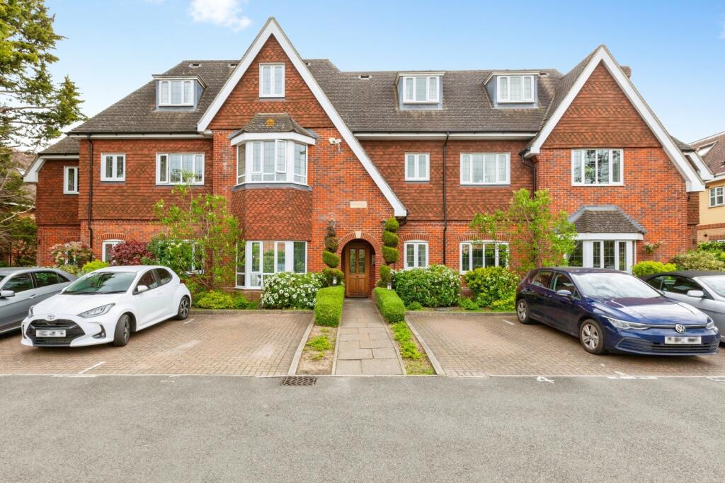 Main image of property: Shoppenhangers Road, Maidenhead, Berkshire, SL6
