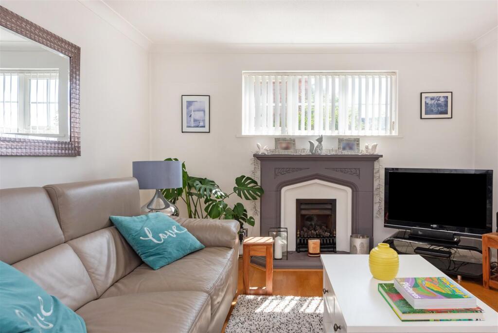 House in Portsmouth - View 4