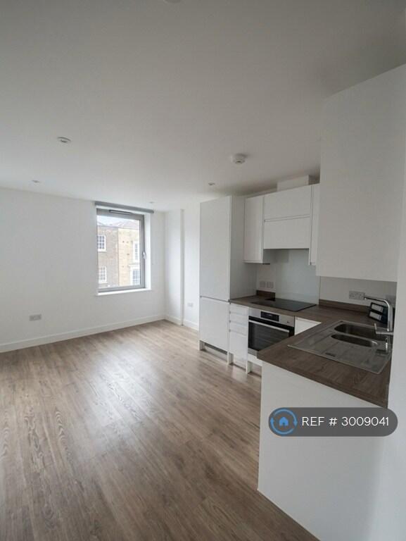 Apartment in Colchester - View 5
