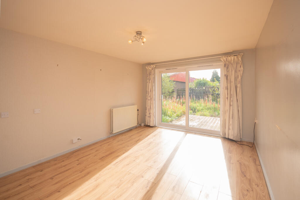 House in Cumbernauld, North Lanarkshire - View 3