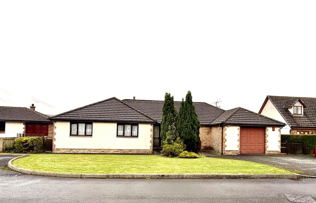 Main image of property: Golwg Y Mynydd, Llangadog