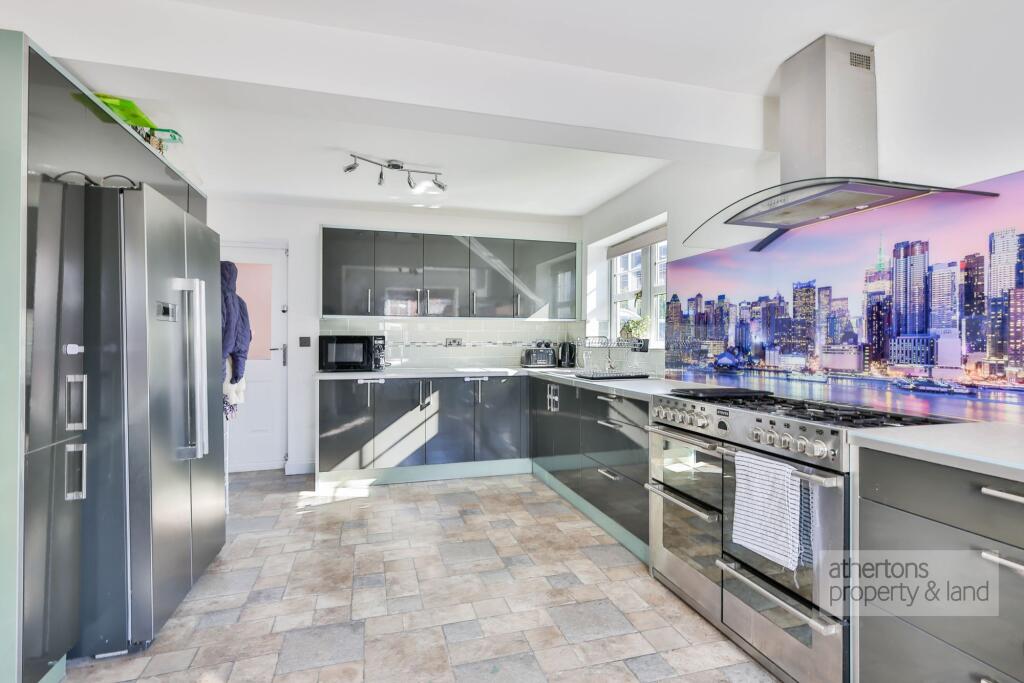 House in Hyndburn, Hillock Vale - View 4