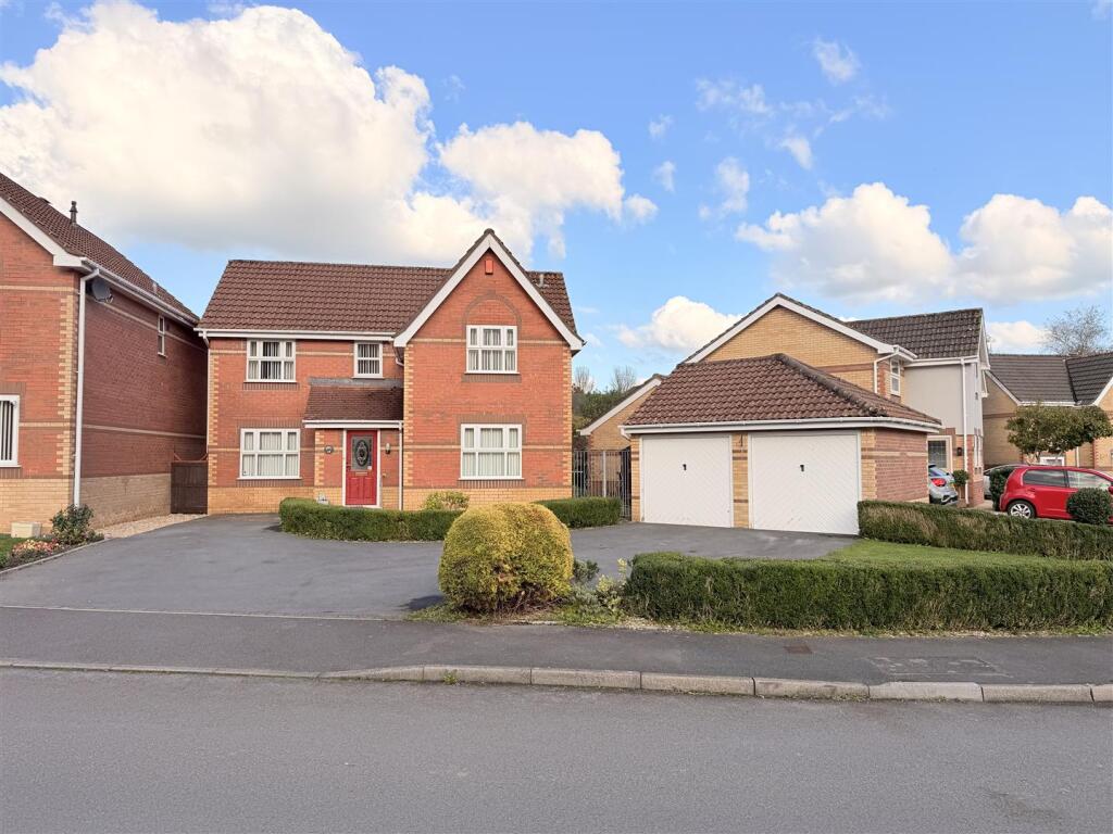 Main image of property: Maes Ty Gwyn, Llangennech, Llanelli