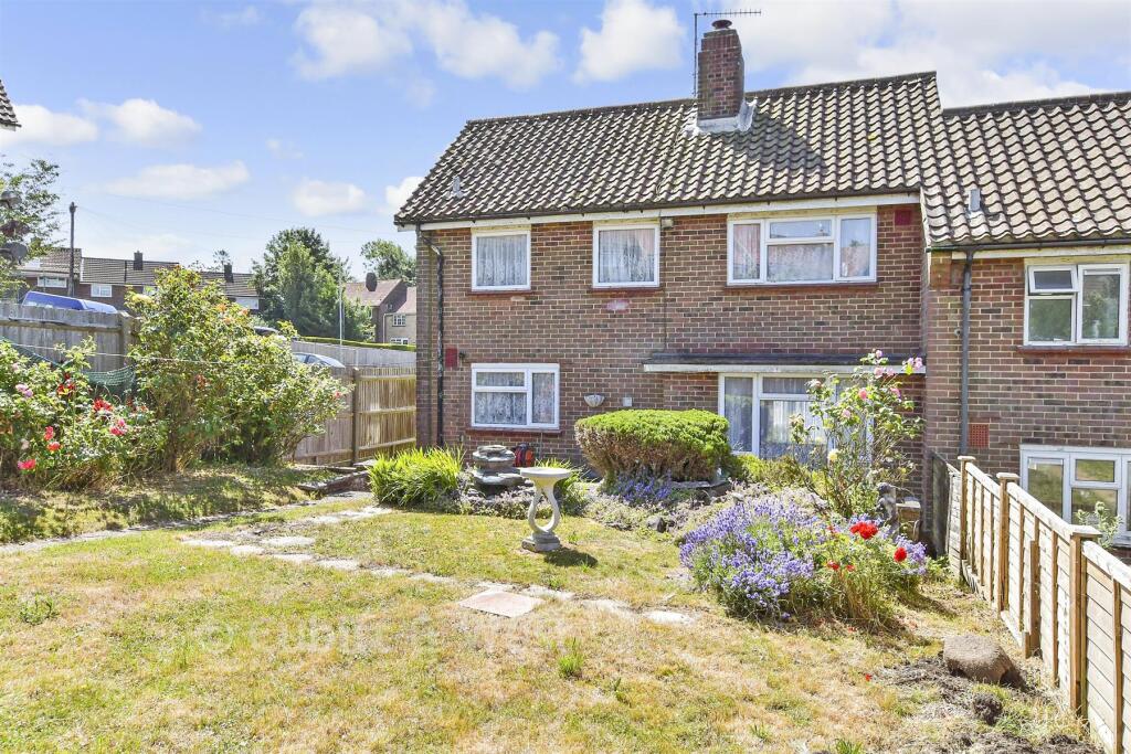 House in Brighton, Woodingdean - View 2