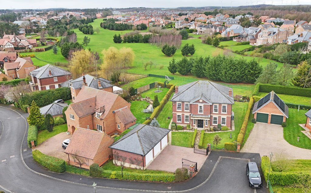 Amerston Close, Billingham, TS22 5 photo 4