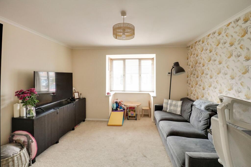 House in Huntingdonshire, Eaton Socon, St Neots - View 2