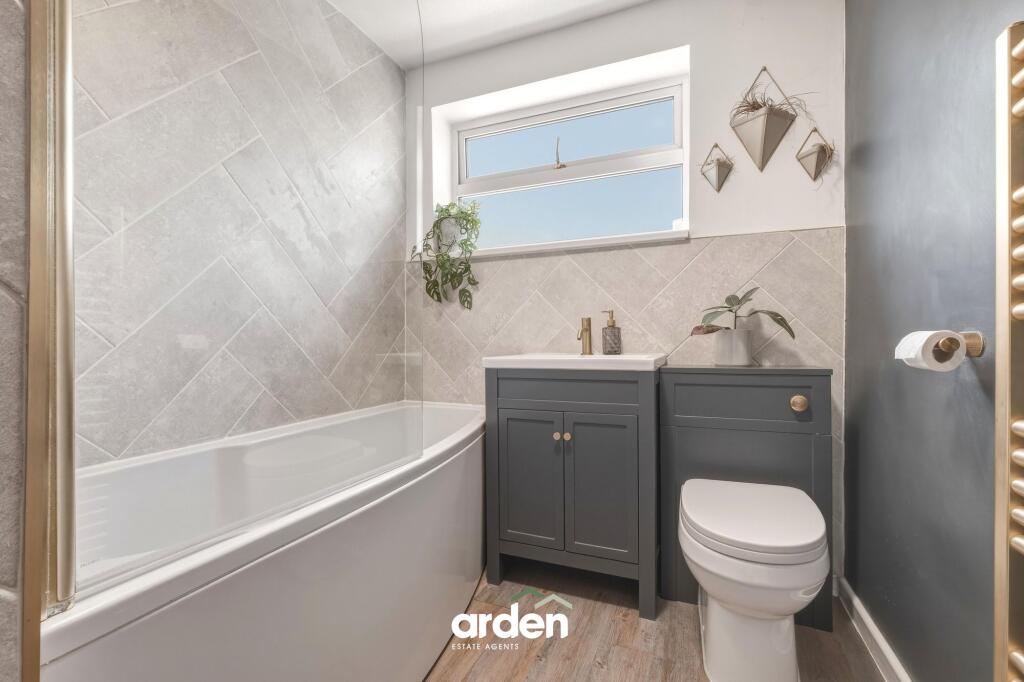 Additional image 14 of Knottesford Close, Studley, B80