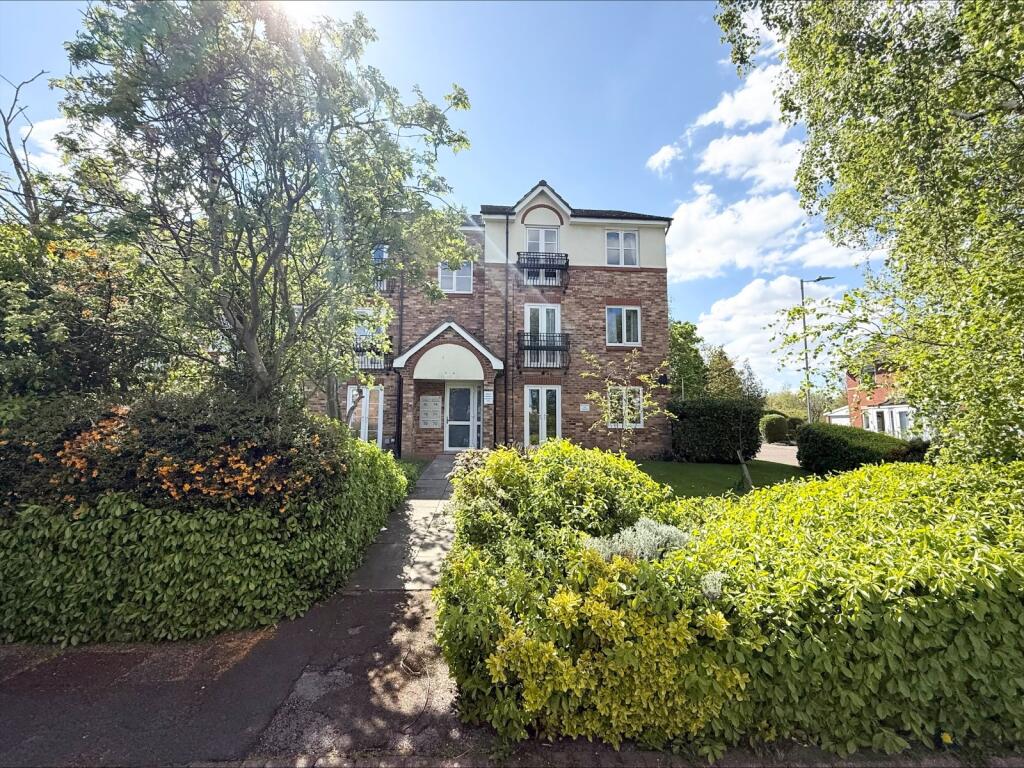 Main image of property: Swinnow Close, Bramley, Leeds, West Yorkshire, LS13