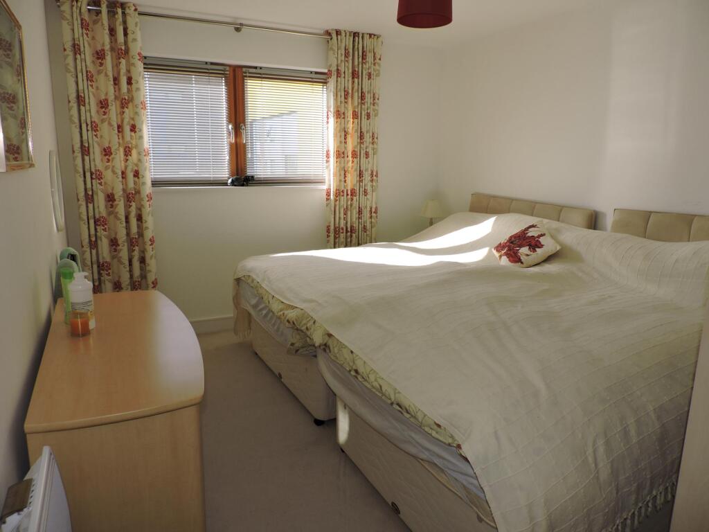 Apartment in Eastbourne, Midway Quay, Sovereign Harbour - View 5